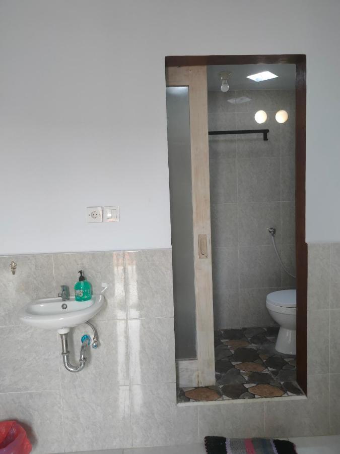 Roy Guest House Canggu  Bilik gambar
